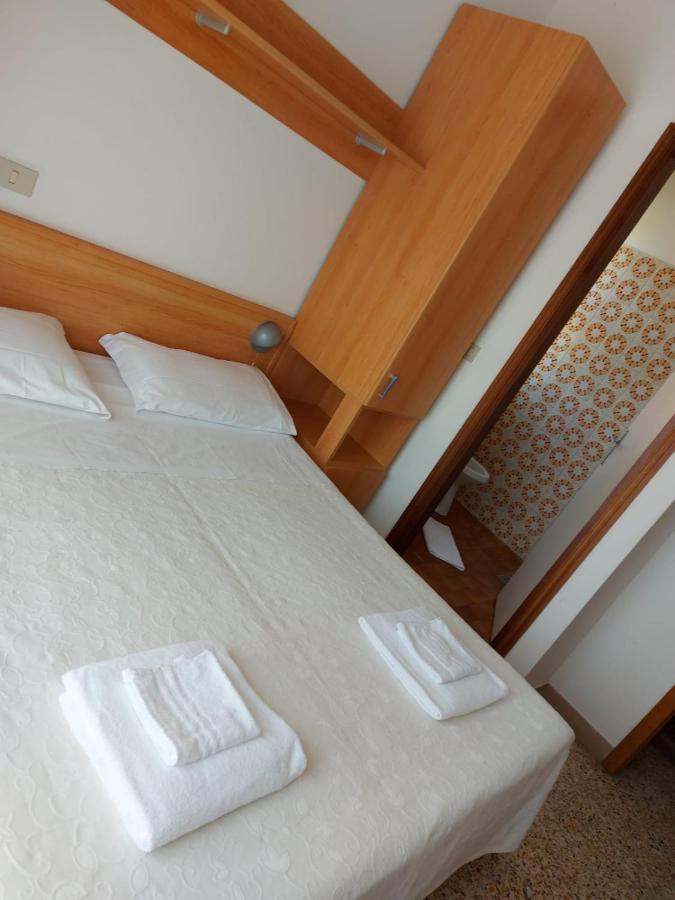 Albergo Alla Nave Lignano Sabbiadoro Ngoại thất bức ảnh