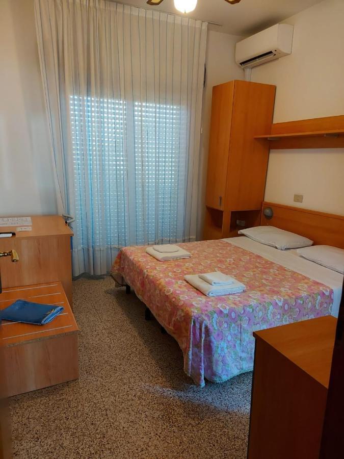 Albergo Alla Nave Lignano Sabbiadoro Ngoại thất bức ảnh