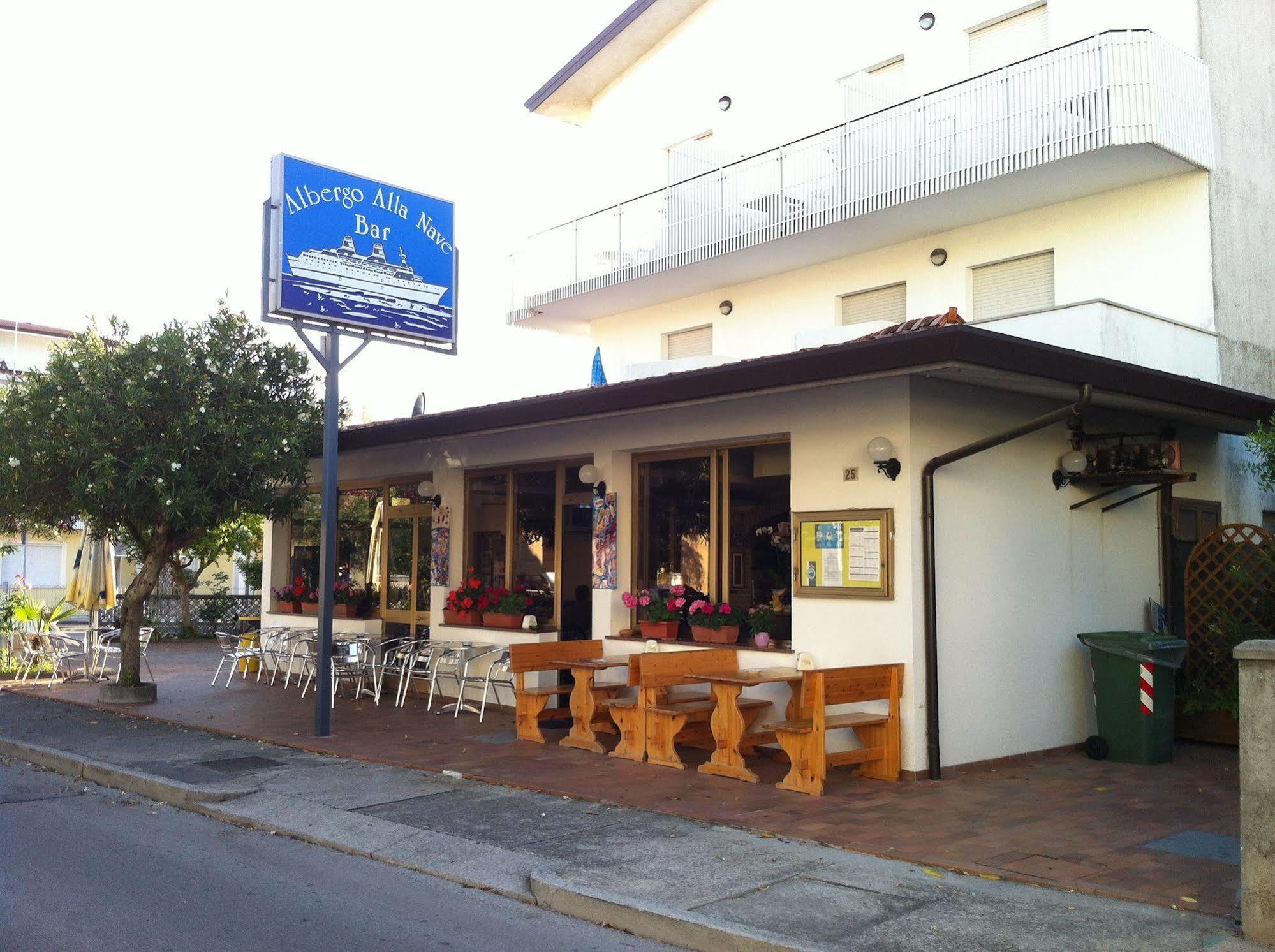 Albergo Alla Nave Lignano Sabbiadoro Ngoại thất bức ảnh