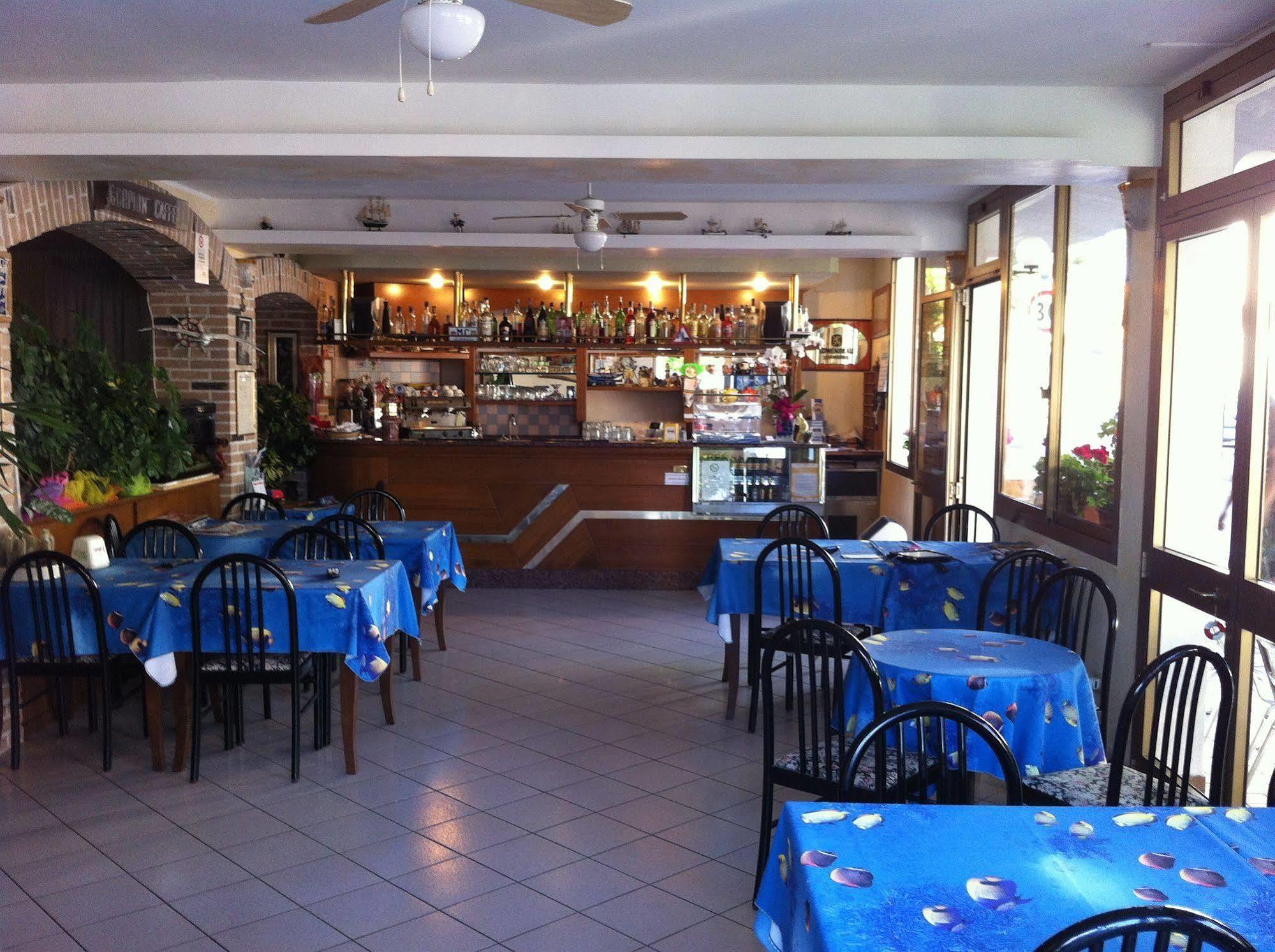 Albergo Alla Nave Lignano Sabbiadoro Ngoại thất bức ảnh